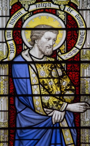 의로운 사람 성 요셉_디테일_Ninian Comper_photo by Lawrence OP_in the Lady Chapel of the Basilica of Downside Abbey in Somerset_England UK.jpg